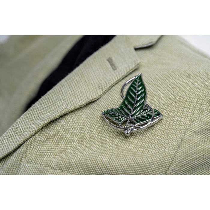 productImage-22837-herr-der-ringe-elbenblatt-lorien-brosche-lemitierte-edition-3.jpg