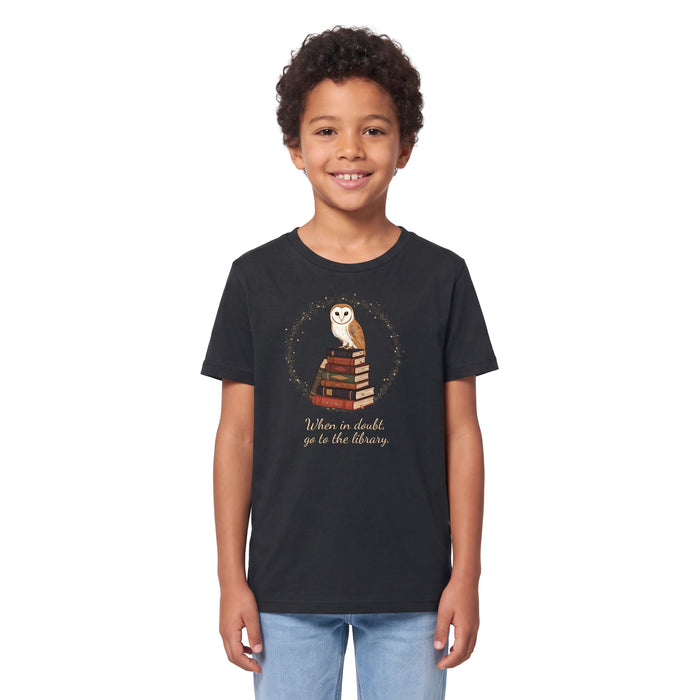 When in doubt, go to the library - Kindershirt Model Junge 1