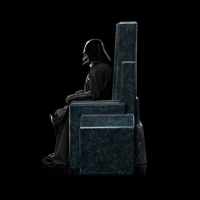 Star Wars statue Darth Vader sur le trône