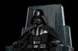 Star Wars statue Darth Vader sur le trône