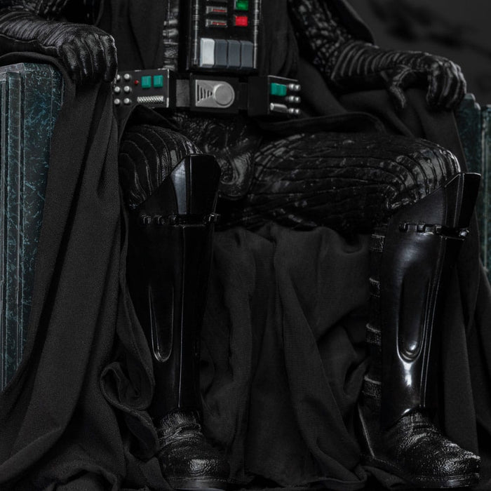 Star Wars statue Darth Vader sur le trône