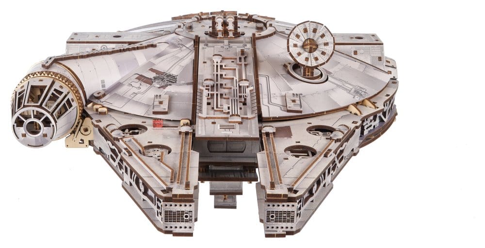 Maquette en bois Star Wars Faucon Millenium
